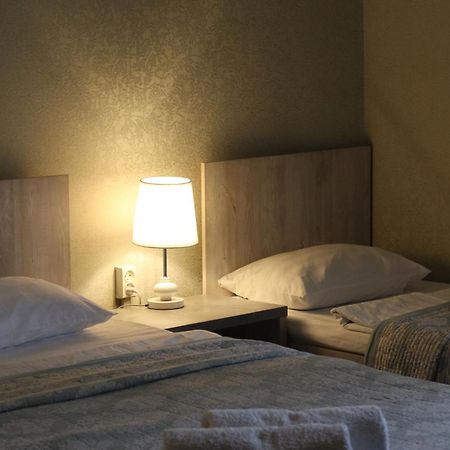 בישקק Lavitor Hotel מראה חיצוני תמונה