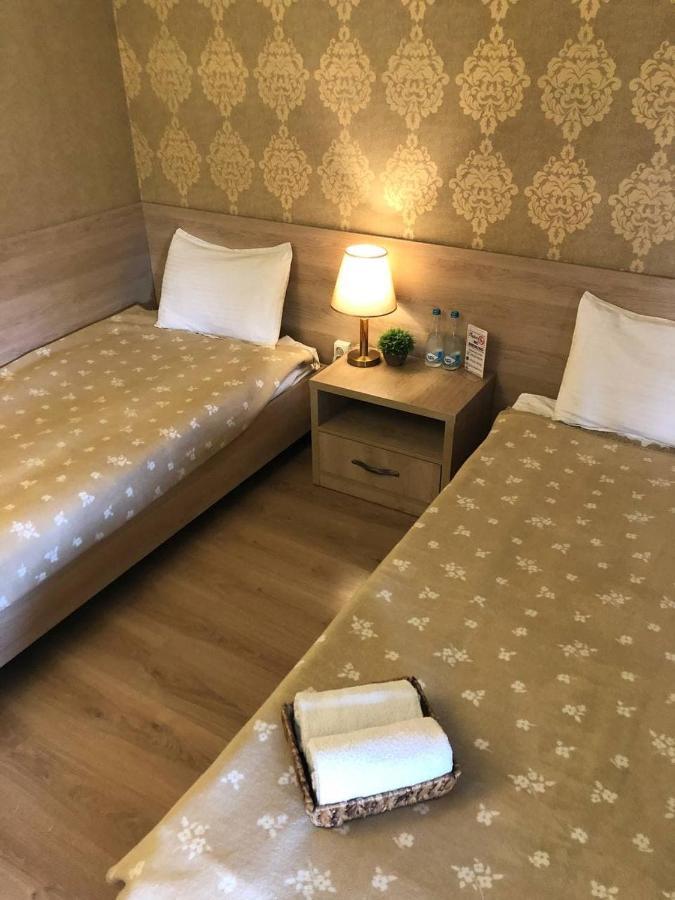 בישקק Lavitor Hotel מראה חיצוני תמונה