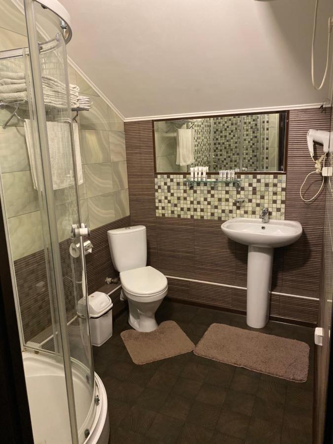בישקק Lavitor Hotel מראה חיצוני תמונה