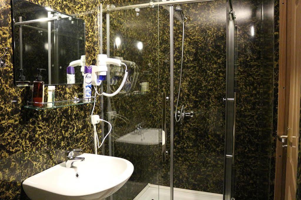 בישקק Lavitor Hotel מראה חיצוני תמונה