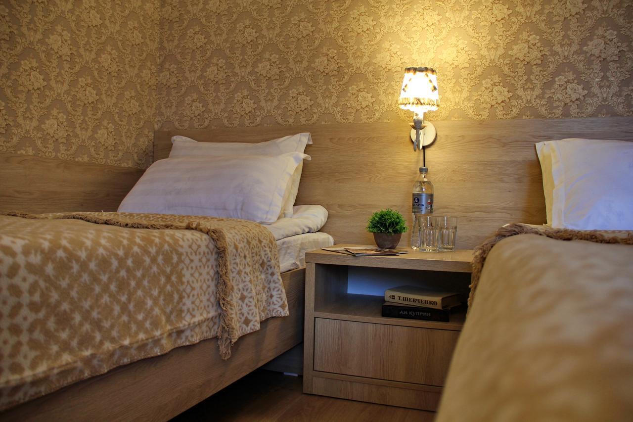 בישקק Lavitor Hotel מראה חיצוני תמונה